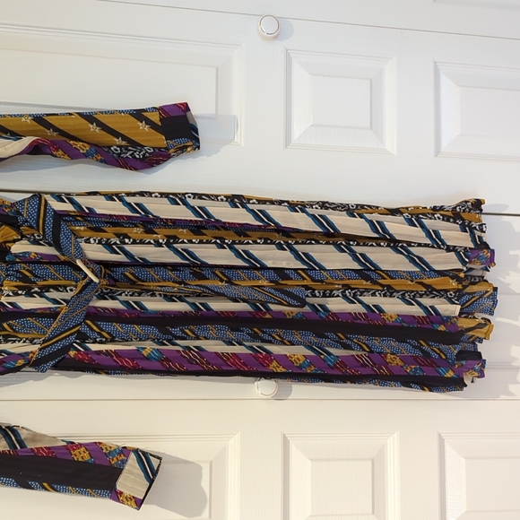 Pleated Beautiful Dress size XS ( EU 34) - Picture 4 of 7